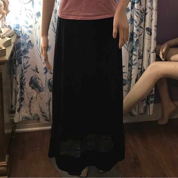 Dynamite Black Maxi Skirt - Picture 1 of 7